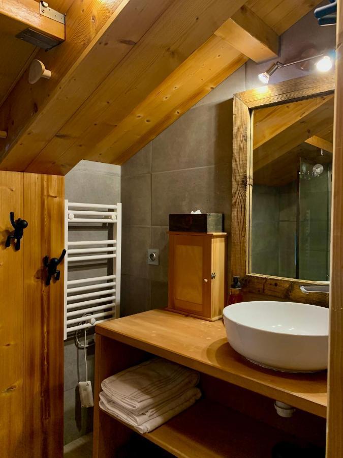 Appartement Avec Jacuzzi Dans Chalet Prive, Grande Terrasse, Parking Gratuit Les Houches Kültér fotó